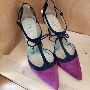 Boden Alice T Strap Tassle Heels